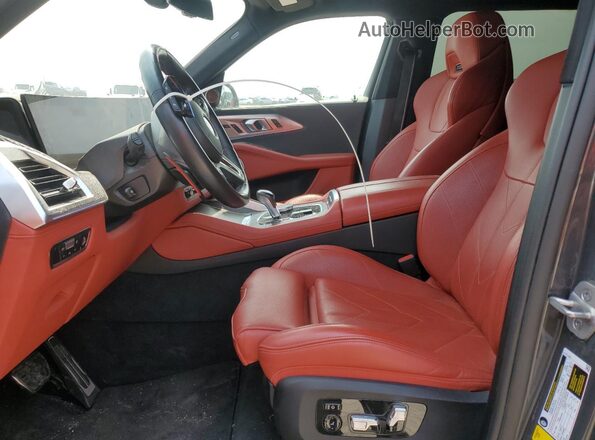 5YM23CS05P9S15319 2023 BMW XM Gray წინა სალონის ხედი