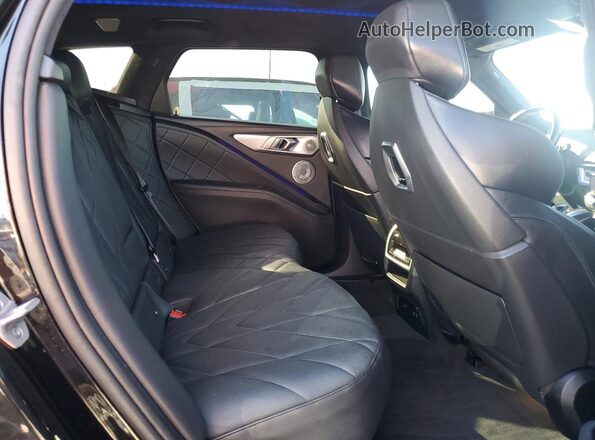 5YM23CS06P9S31545 2023 BMW XM Black Սալոնի հետևի տեսք