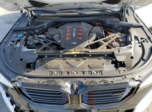 5YM23CS08R9X19558 2024 BMW XM White Շարժիչի բաժամունքի տեսք