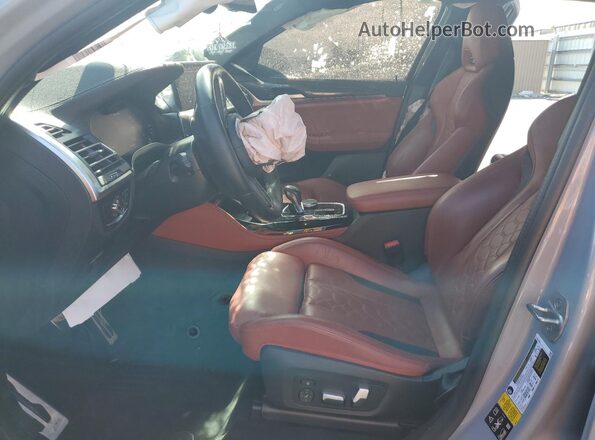 5YM23EC00P9P24079 2023 BMW X4 Gray Widok wnętrza z przodu