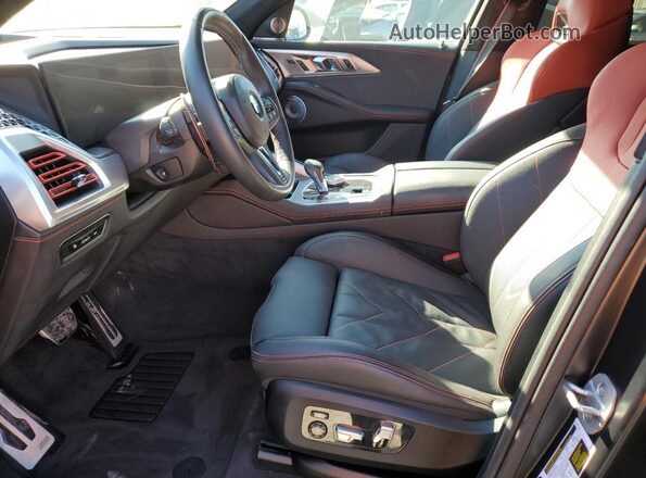 5YM33CS05R9W30972 2024 BMW XM Black წინა სალონის ხედი