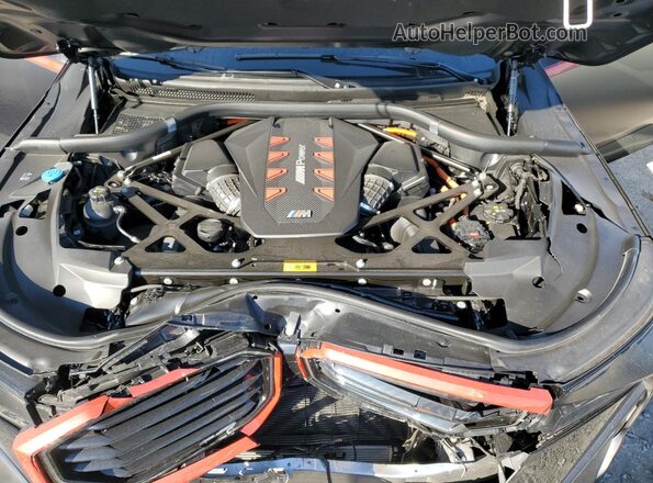 5YM33CS05R9W30972 2024 BMW XM Black ძრავის განყოფილების ხედი