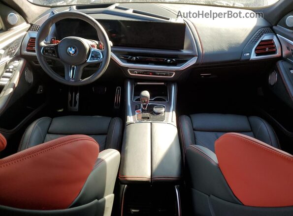 5YM33CS05R9W30972 2024 BMW XM Black წინა პანელის ხედი