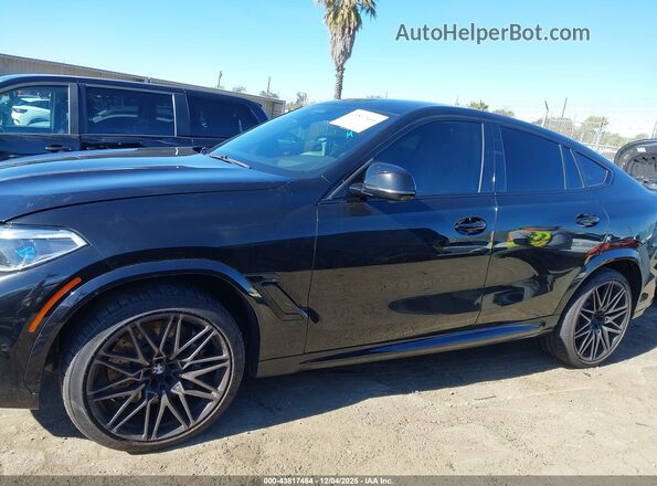 5YMCY0C08M9E18335 2021 BMW X6 M Black Սալոնի 360 աստիճան տեսք