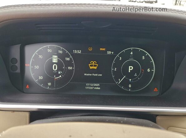 SALGS2FK8HA340105 2017 LAND ROVER RANGE Gray Widok tylnych siedzeń