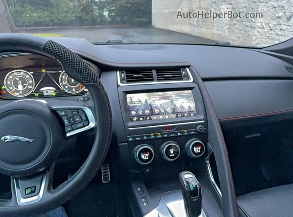 SADF12FX7L1011894 2020 JAGUAR E-PACE Orange უკანა სავარძლების ხედი