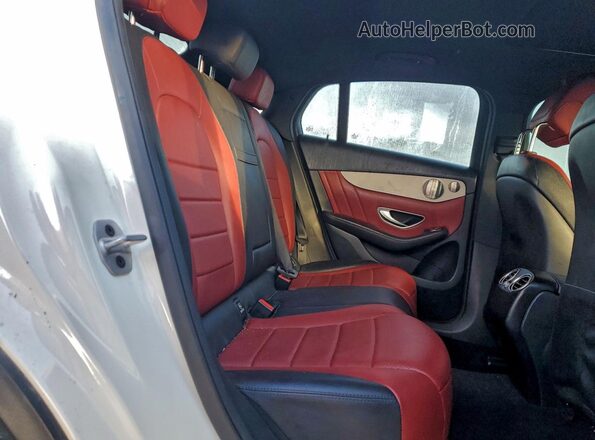 W1N0J8EB1MF996250 2021 MERCEDES-BENZ GLC-CLASS White Vista del compartimento del motor