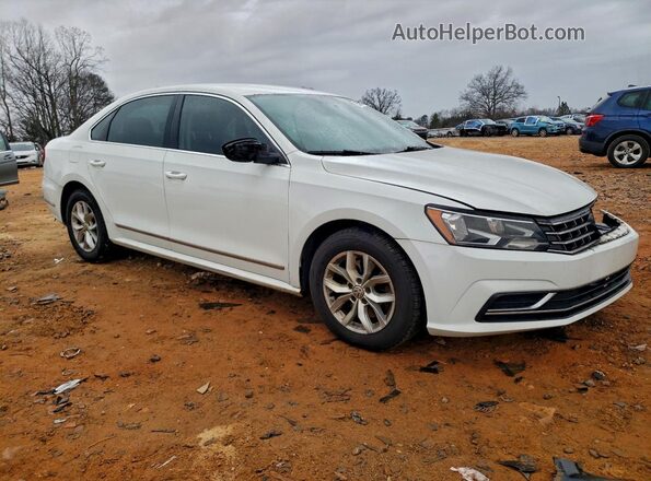 1VWAT7A34HC031370 2017 VOLKSWAGEN PASSAT White Դիմացի տեսք