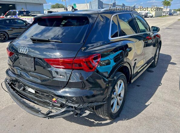 WA1DECF34R1094102 2024 AUDI Q3 Black 