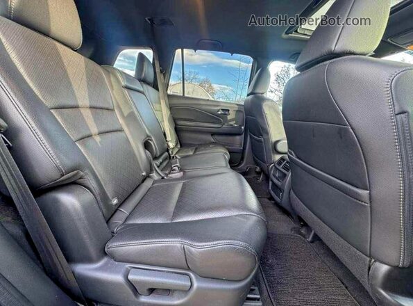 5FNYF8H52MB024288 2021 HONDA PASSPORT Charcoal Front interior view