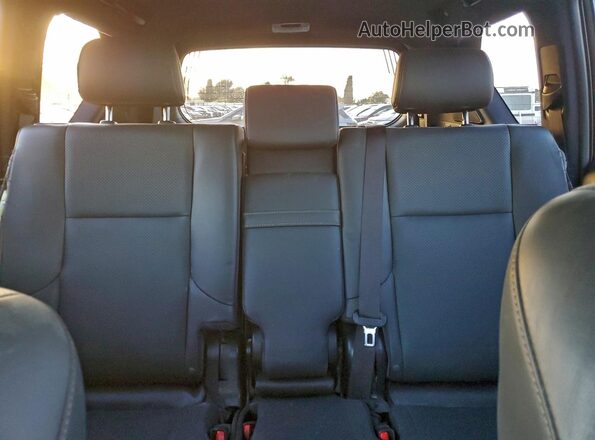JTJGM7BX4P5344883 2023 LEXUS GX Gray 