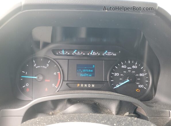 1FT8W3AT9LED20663 2020 FORD F350 White Widok tylnych siedzeń