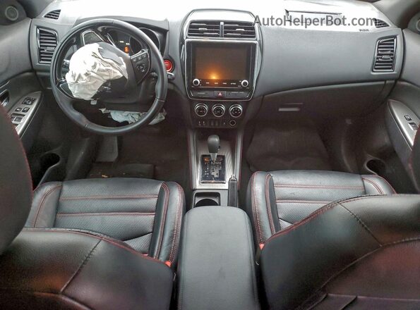 JA4ARVAW5MU008825 2021 MITSUBISHI OUTLANDER Black 