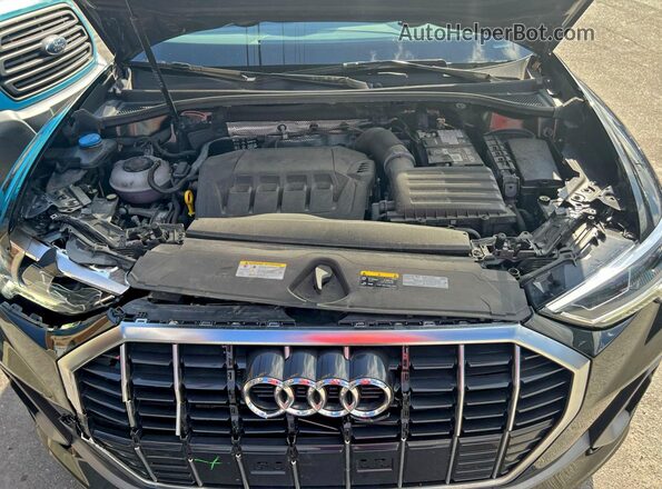 WA1DECF34R1094102 2024 AUDI Q3 Black 