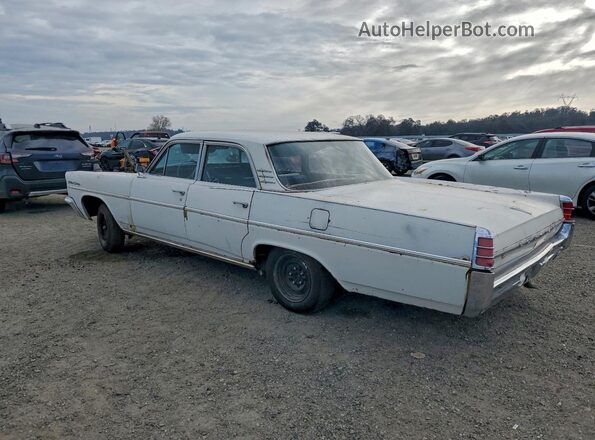 663S30028 1963 PONTIAC STARCHIEF White 