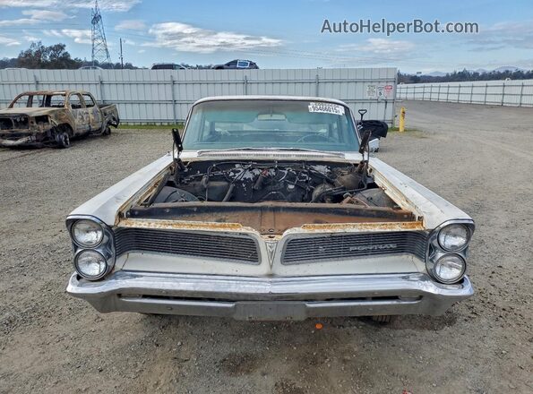663S30028 1963 PONTIAC STARCHIEF White 