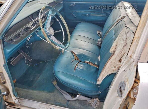 663S30028 1963 PONTIAC STARCHIEF White 
