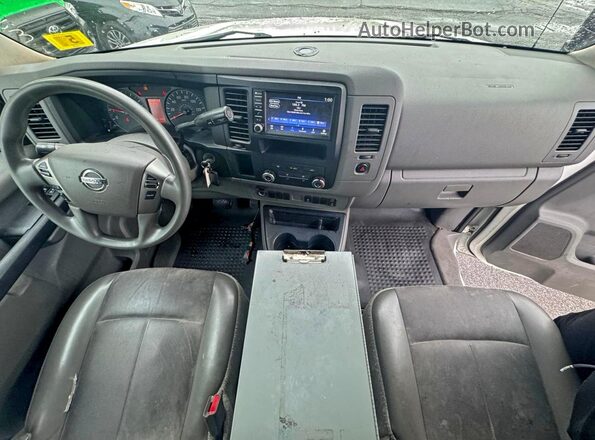 1N6BF0KM3LN801470 2020 NISSAN NV White Widok tylnych siedzeń
