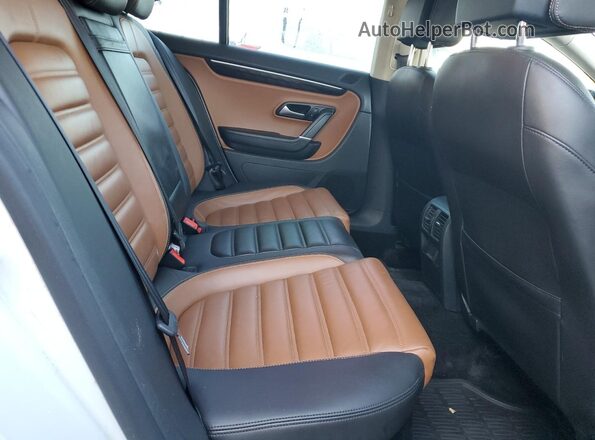 WVWFP7AN0HE500943 2017 VOLKSWAGEN CC White Rear interior view