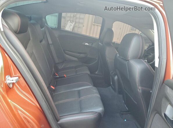 6G3F15RW2HL313222 2017 CHEVROLET SS Оранжевый Вид задних сидений