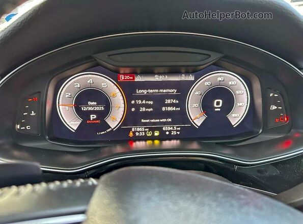 WA1AVAF10LD017366 2020 AUDI Q8 White Dashboard view