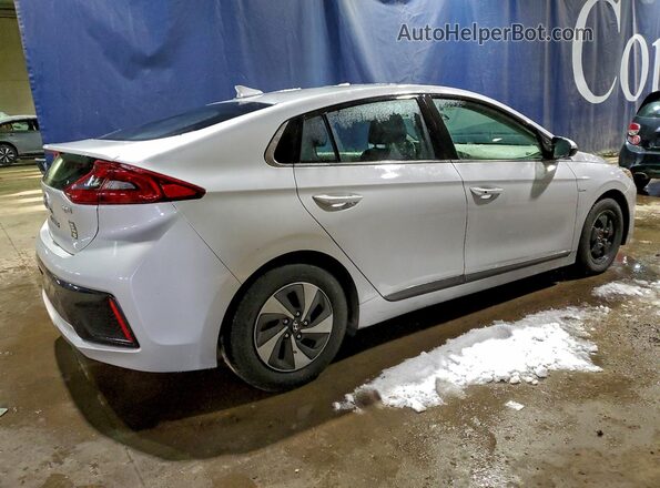 KMHC75LC2HU020827 2017 HYUNDAI IONIQ Silver 