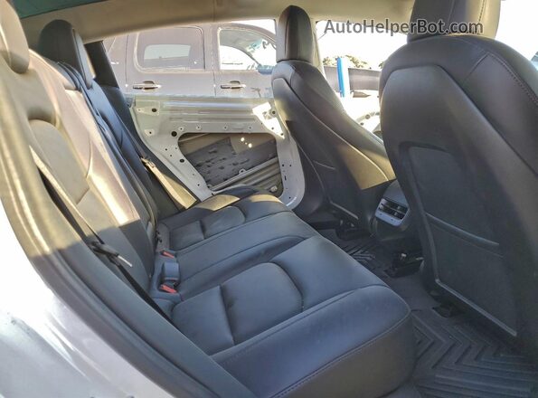5YJ3E1EAXLF744927 2020 TESLA MODEL White Սալոնի հետևի տեսք