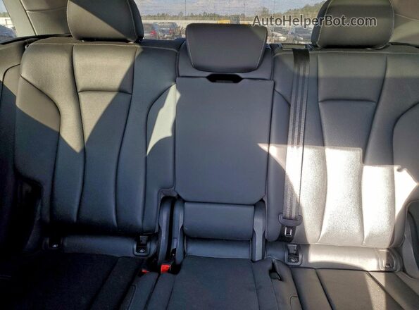 WA1FVAF10LD014411 2020 AUDI Q8 Black Widok wnętrza z tyłu