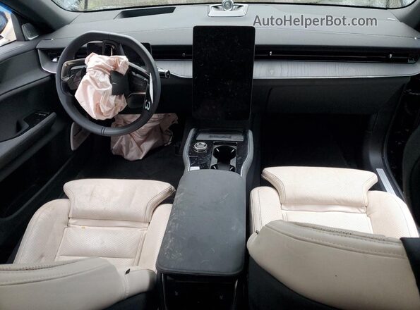 7SYEA3YBXSG028112 2025 POLESTAR 3 Синий 