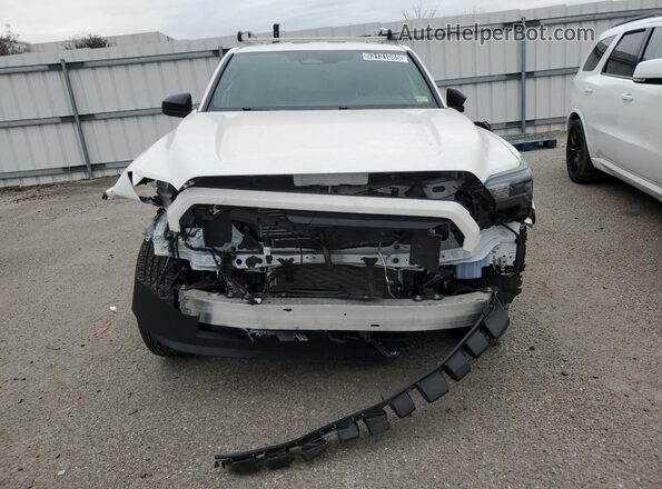3TYJDAHN2RT006752 2024 TOYOTA TACOMA White Vista frontal