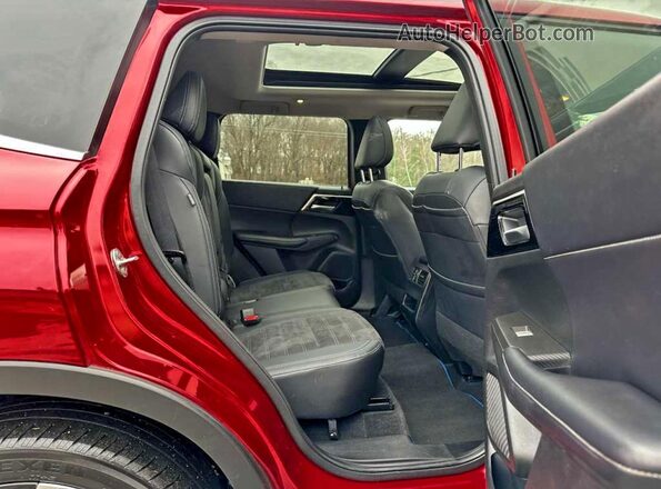 JA4T5UA91PZ062512 2023 MITSUBISHI OUTLANDER Red Вид панелі приладів