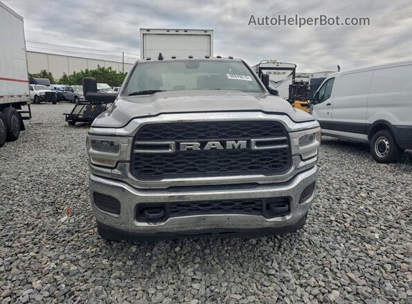 3C63RRHL0NG415206 2022 RAM 3500 Silver Հետևի տեսք