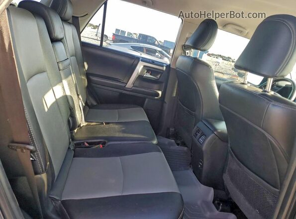JTEZU5JR2K5205732 2019 TOYOTA 4RUNNER Серый Вид подкапотного пространства