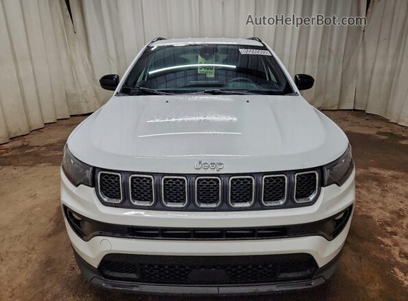 3C4NJDBN6RT605109 2024 JEEP COMPASS White Vista trasera