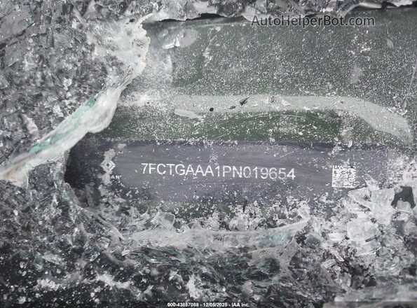 7FCTGAAA1PN019654 2023 RIVIAN R1T Green Շարժիչի բաժամունքի տեսք