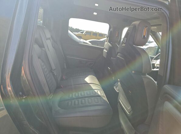 7FCTGAAA5NN008749 2022 RIVIAN R1T Green Вид задніх сидінь