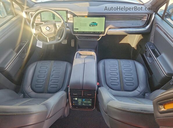 7FCTGAAA9NN011962 2022 RIVIAN R1T Blue Вид панелі приладів