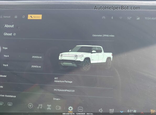 7FCTGAAA9PN021331 2023 RIVIAN R1T White უკანა სავარძლების ხედი