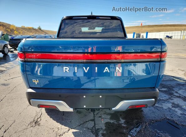 7FCTGAAAXNN015616 2022 RIVIAN R1T Blue Rear view