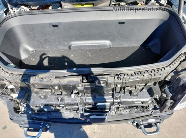 7FCTGAAL2NN006541 2022 RIVIAN R1T White Rear interior view
