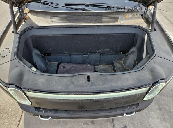 7FCTGAAL7NN001755 2022 RIVIAN R1T Gray უკანა სალონის ხედი