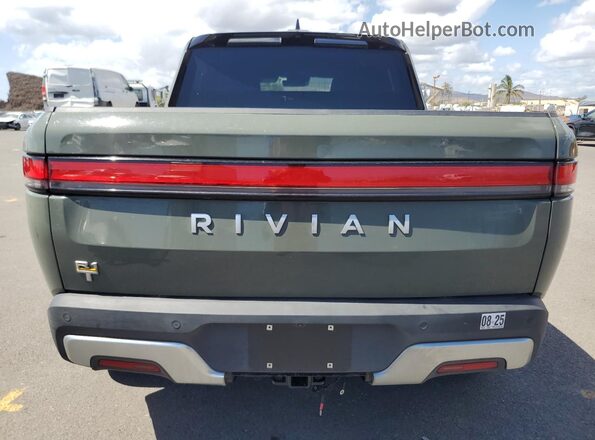 7FCTGAAL9RN031734 2024 RIVIAN R1T Green Widok z tyłu