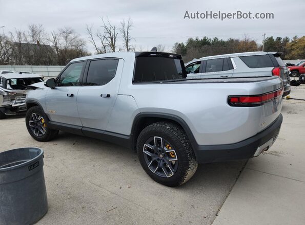 7FCTGAALXNN004200 2022 RIVIAN R1T Silver Trasero izquierdo