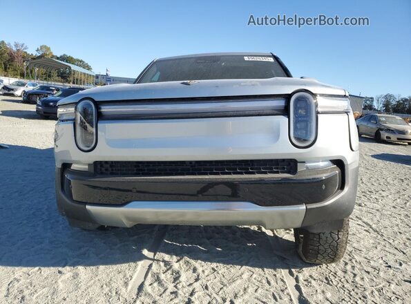 7FCTGBAA5SN035774 2025 RIVIAN R1T Silver Вид спереду