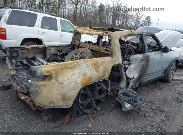 7FCTGCAA0RN030756 2024 RIVIAN R1T Gray Tył prawy