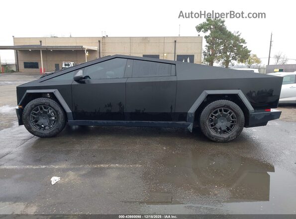 7G2CEHED0RA001313 2024 TESLA CYBERTRUCK Black 