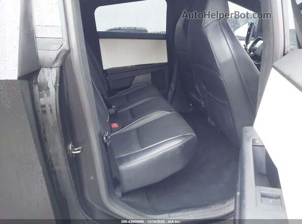 7G2CEHED0RA001313 2024 TESLA CYBERTRUCK Black 