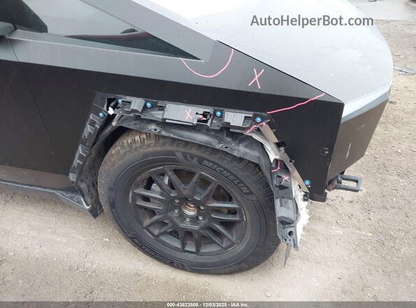 7G2CEHED1RA056840 2024 TESLA CYBERTRUCK Black 