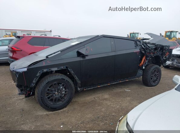 7G2CEHED1RA056840 2024 TESLA CYBERTRUCK Black 