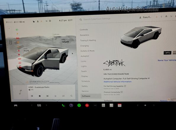 7G2CEHED3SA067649 2025 TESLA CYBERTRUCK Silver Vista de los asientos traseros